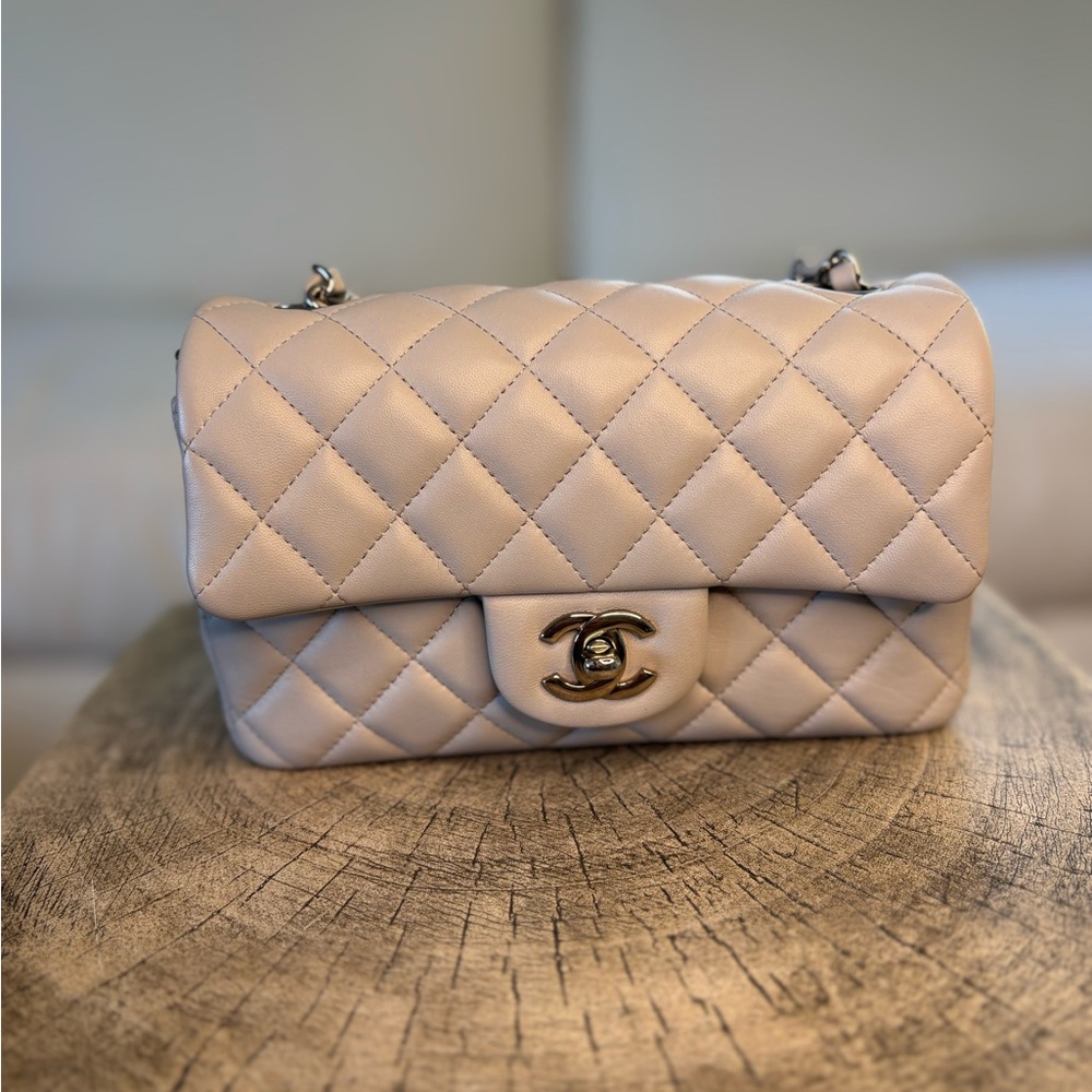 CHANEL Quilted Shoulder Bag in Blush Pink with Silver Hardware